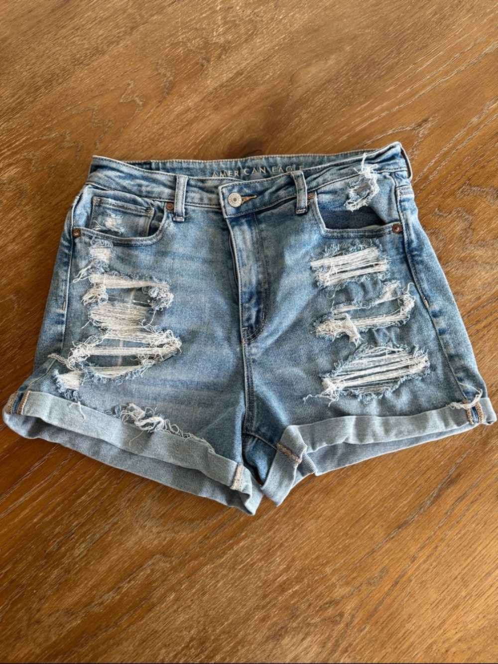American Eagle Outfitters Light Blue Distressed Mom Short